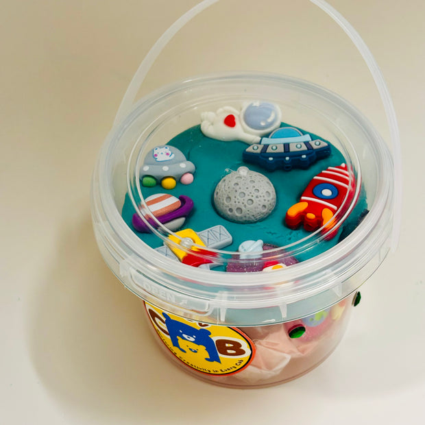 Space-Themed Play Dough Jar